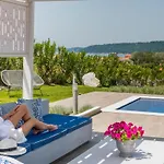 Soleado Luxury Villa