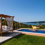Soleado Luxury Villa *