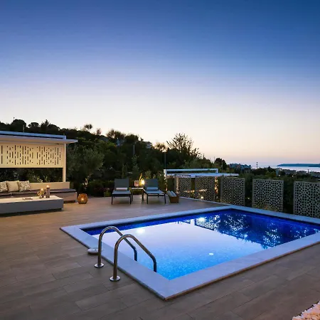 Soleado Luxury Vilă