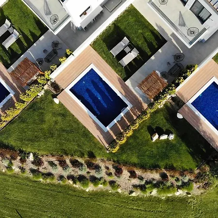 Soleado Luxury Vilă *